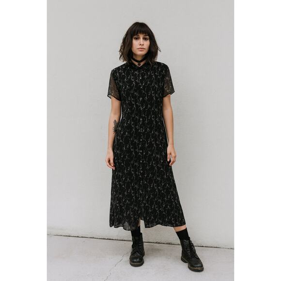 Vintage 100% Silk Black Floral Button Down Dress 90s Grunge Dark Romantic 12 - Picture 1 of 8